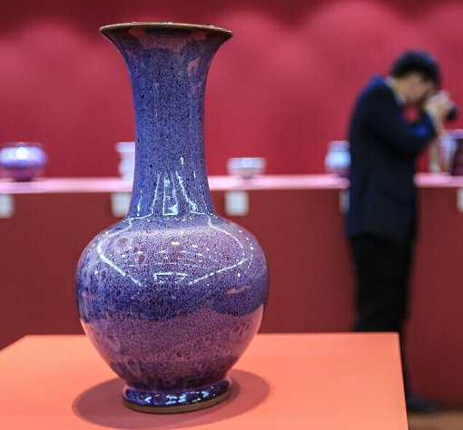 任星航钧瓷价格，时代背景下的瓷器瑰宝展示