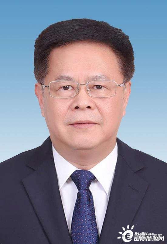 国家能源局人事更新，探寻内心宁静之地的自然美景旅行对话